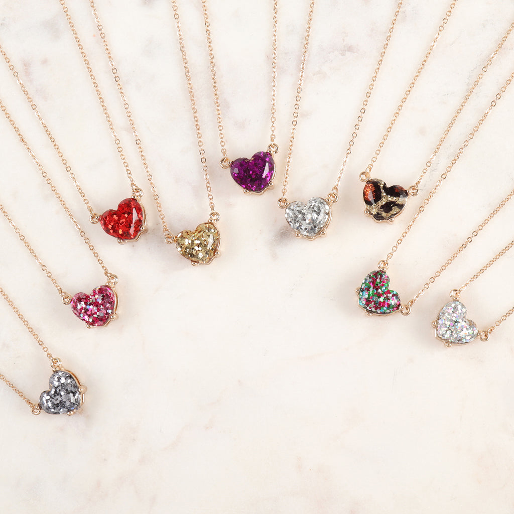 AN0105 - HEART GLITTER EPOXY NECKLACE