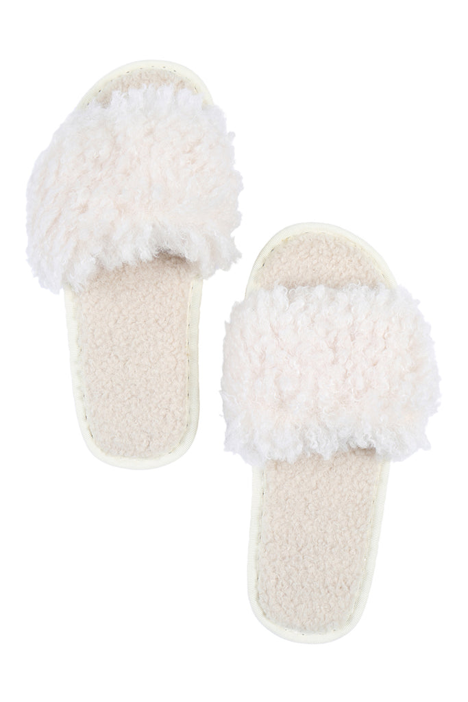 SOLID FUZZY SLIPPERS