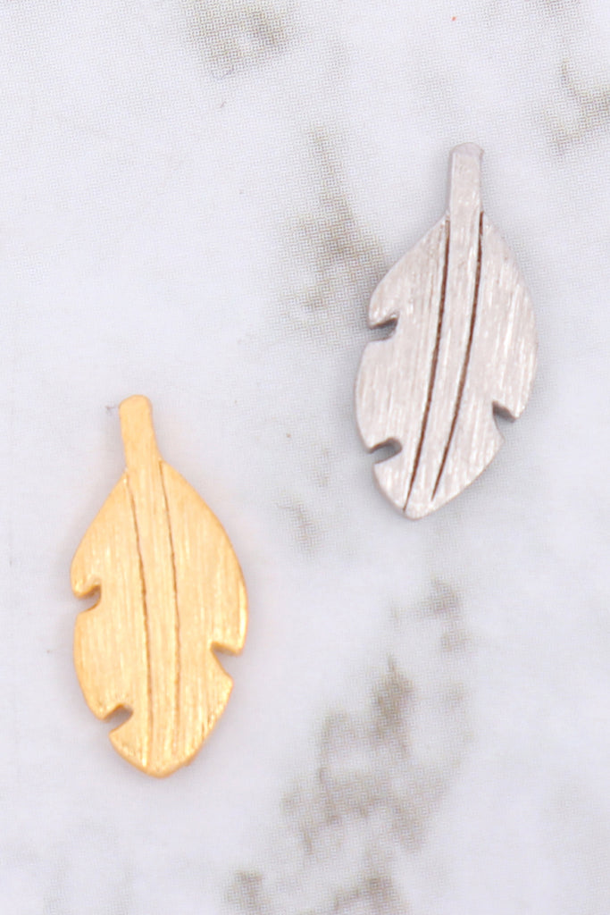 LEAF ROUGH FINNISH POST EARRINGS