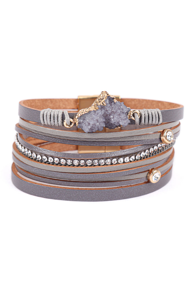 LEATHER WRAP DRUZY HEART MAGNETIC LOCK BRACELET