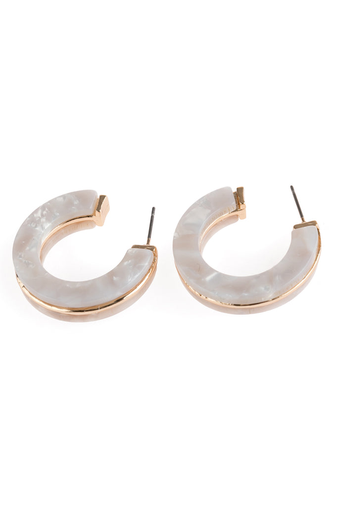 OPEN CIRCLE FACETED ACETATE EARRINGS