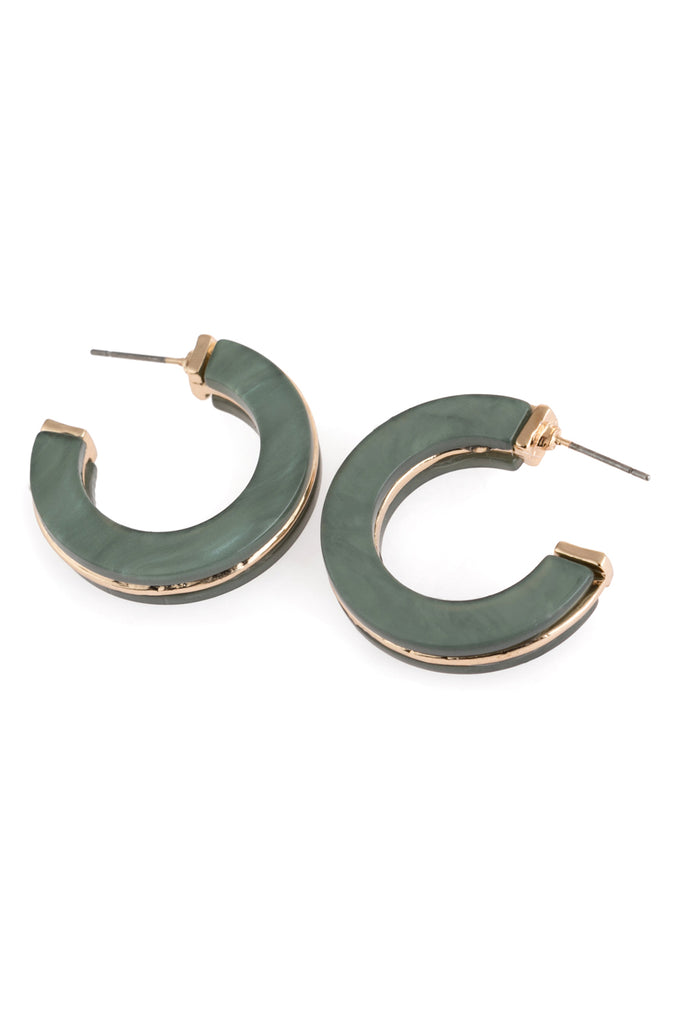OPEN CIRCLE FACETED ACETATE EARRINGS