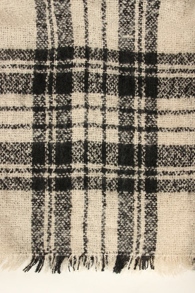 Turtleneck Plaid Tassel Hem Poncho
