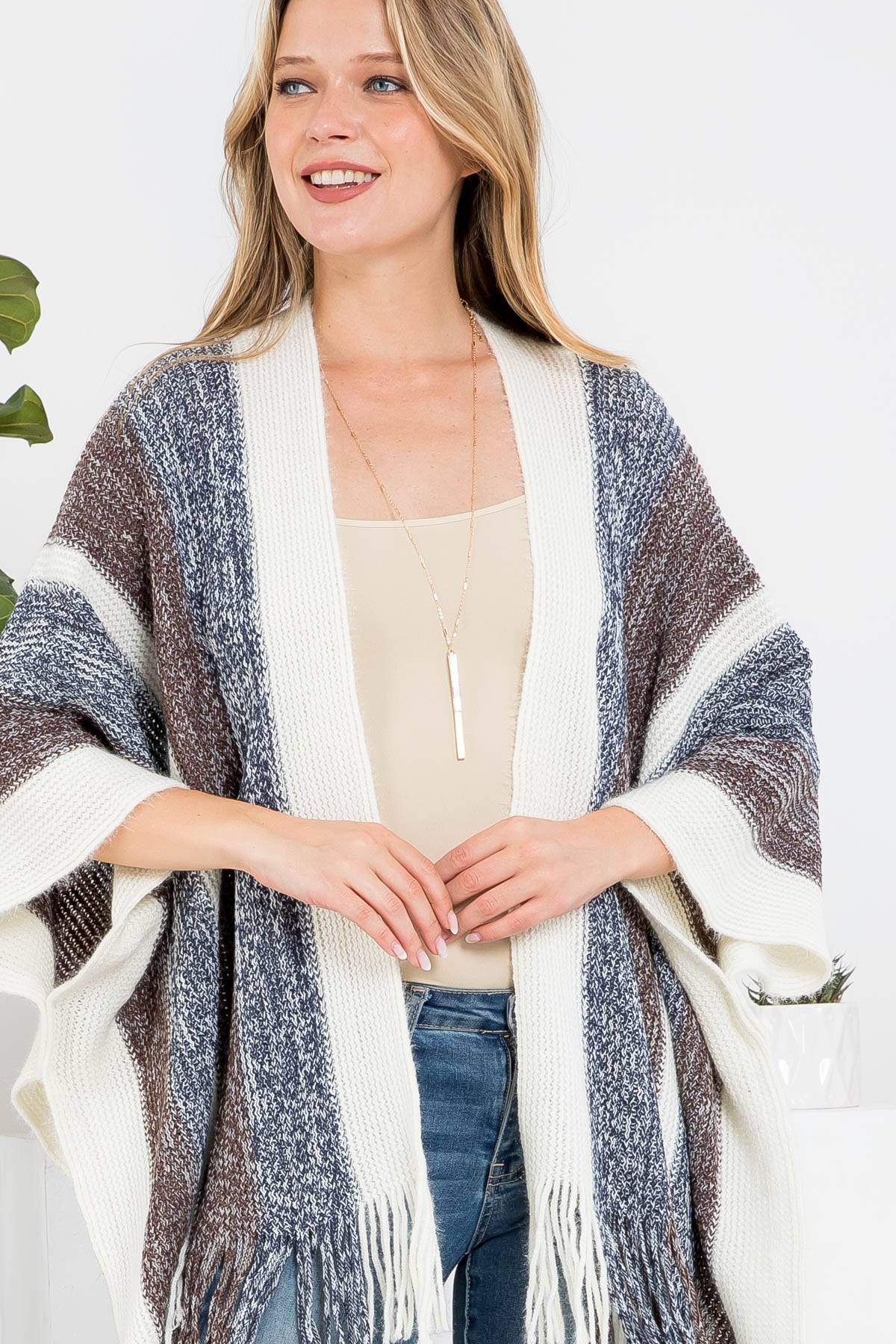 KNIT STRIPE FRINGE RUANA KIMONO – Riah Fashion