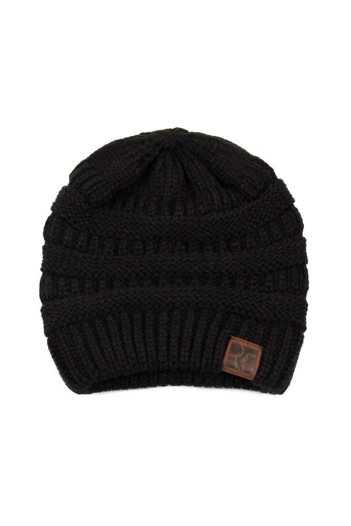 KNITTED BEANIE