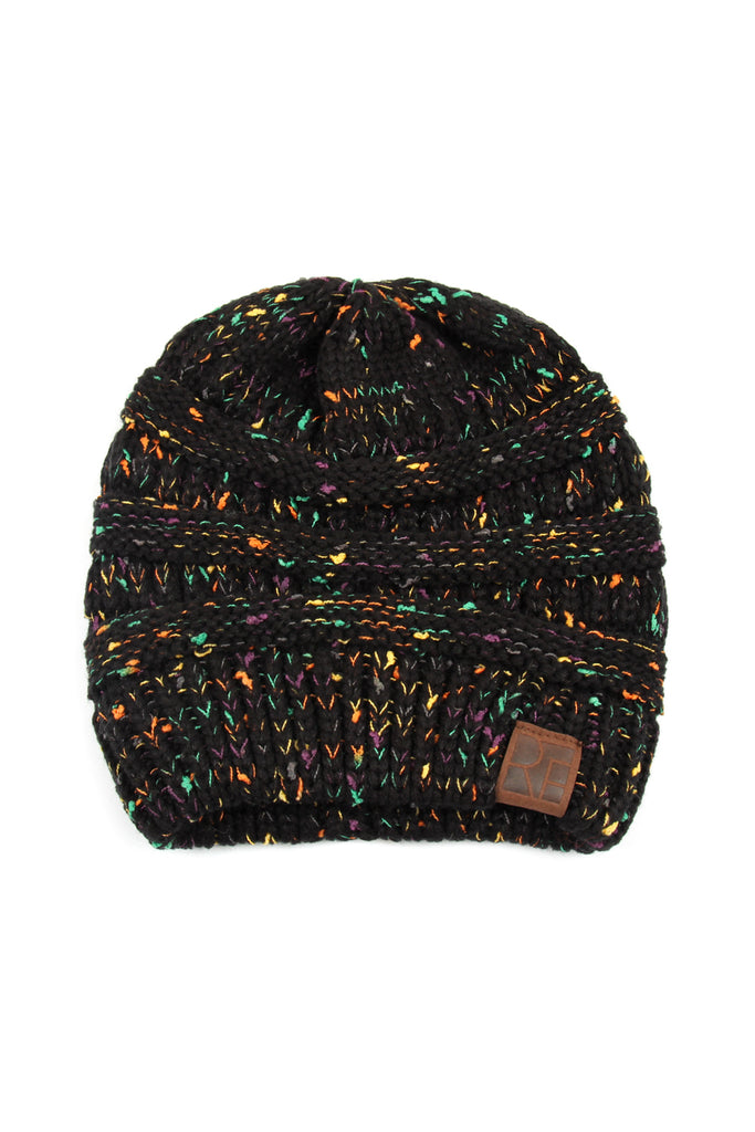 KNITTED BEANIE