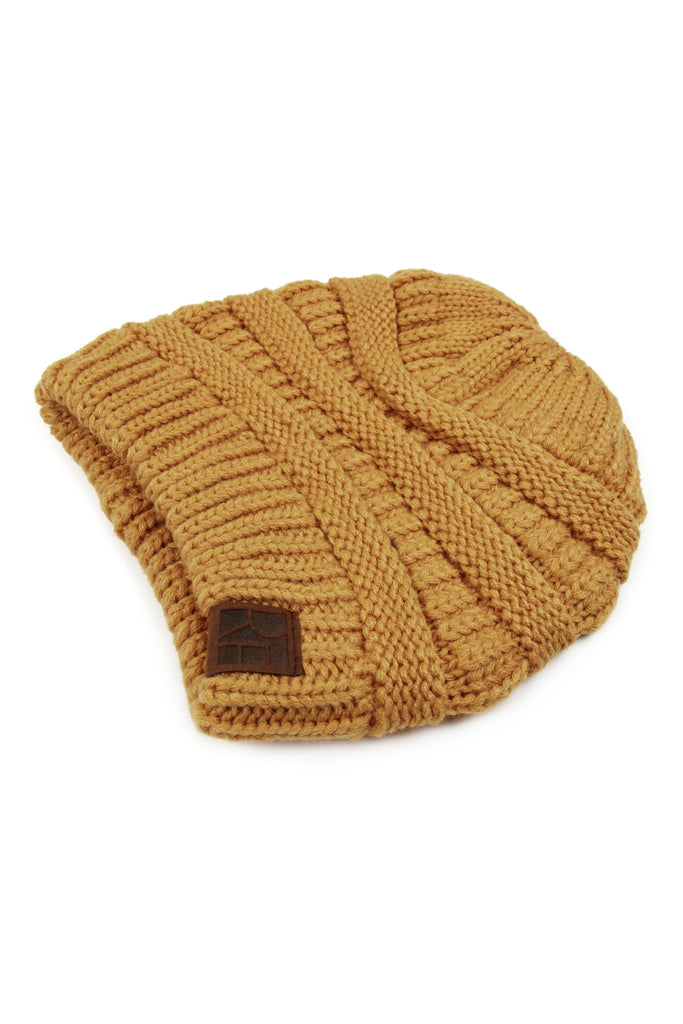 KNITTED BEANIE