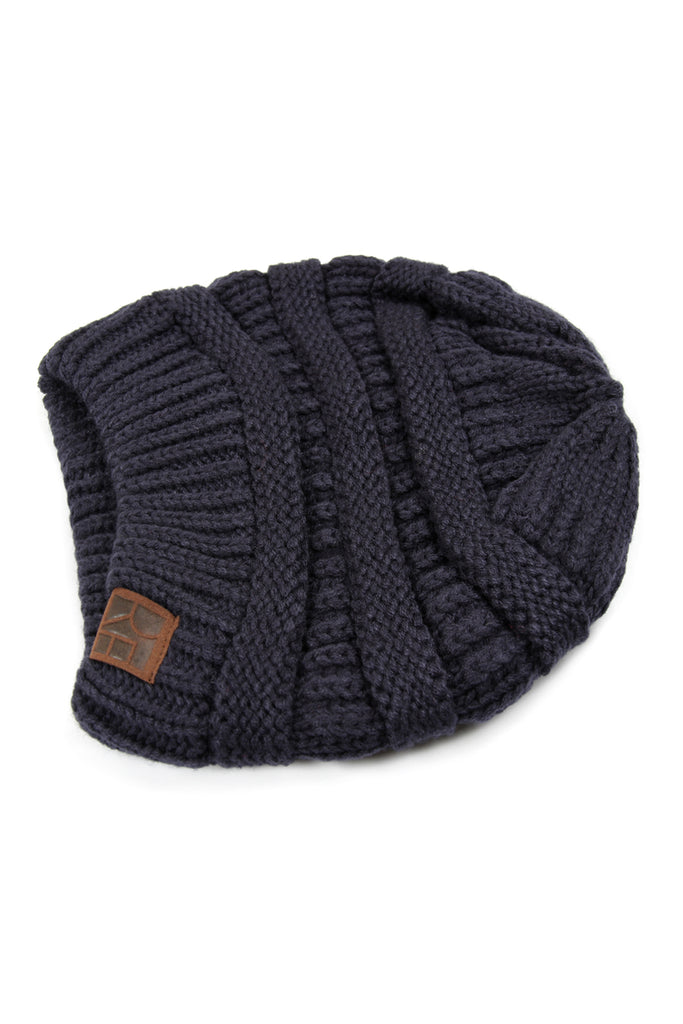 KNITTED BEANIE