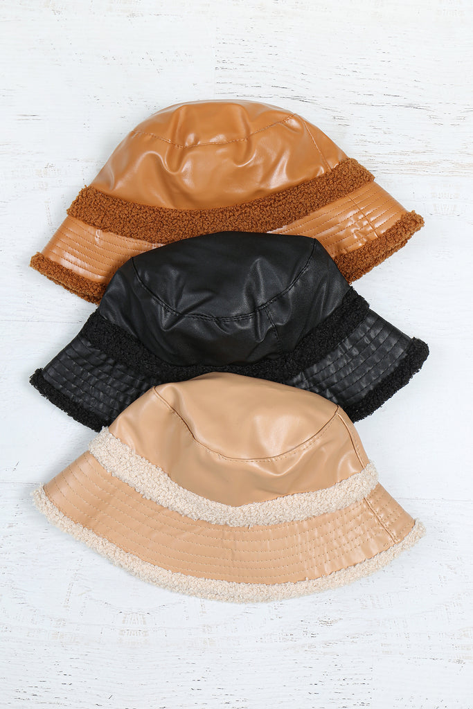 PU LEATHER WITH FUZZY FLEECE KNIT BUCKET HAT