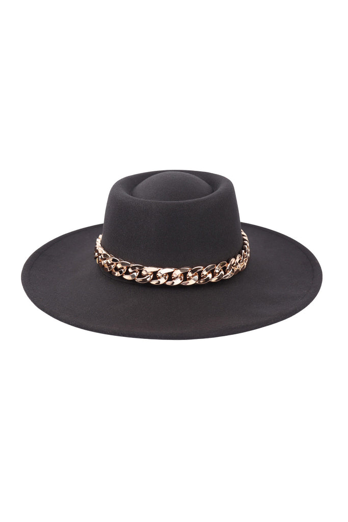 FELT BRIM FASHION HAT W/ CHAIN ACCENT