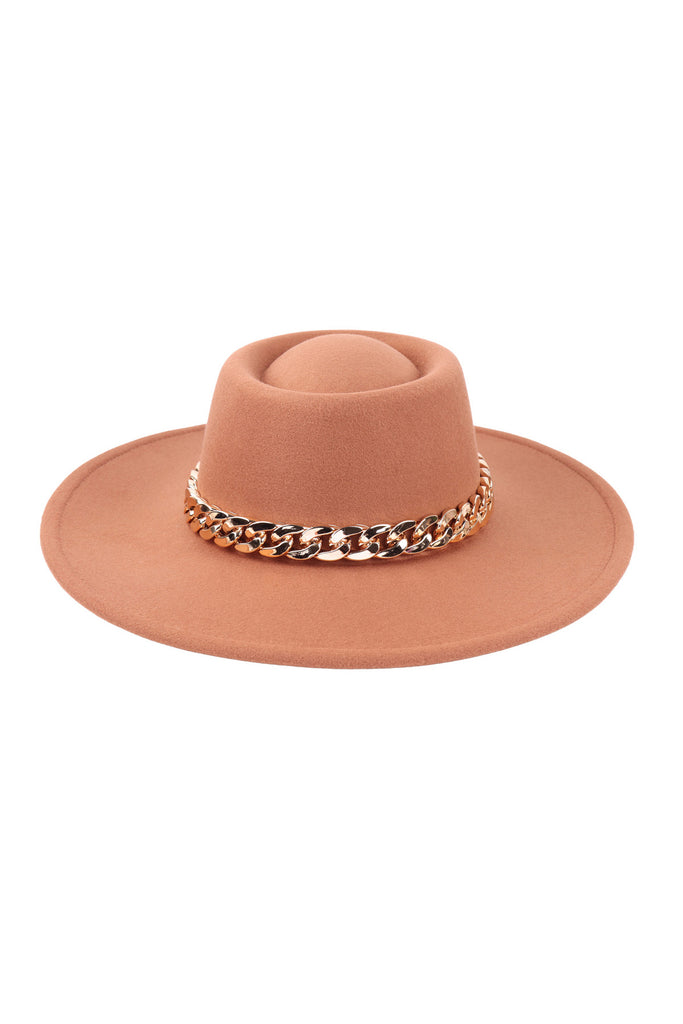 FELT BRIM FASHION HAT W/ CHAIN ACCENT