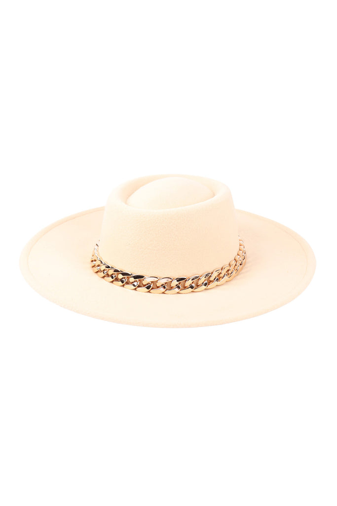 FELT BRIM FASHION HAT W/ CHAIN ACCENT