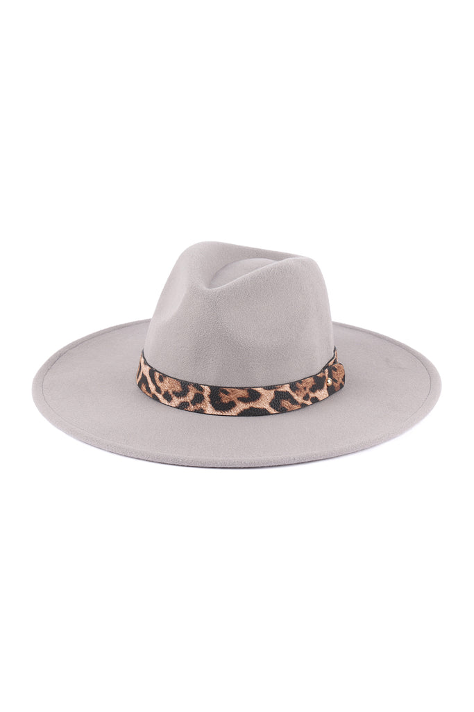 FELT FASHION BRIM HAT W/ LEOPARD ACCENT