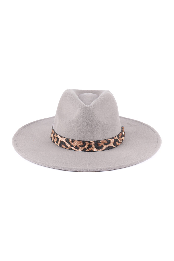 FELT FASHION BRIM HAT W/ LEOPARD ACCENT