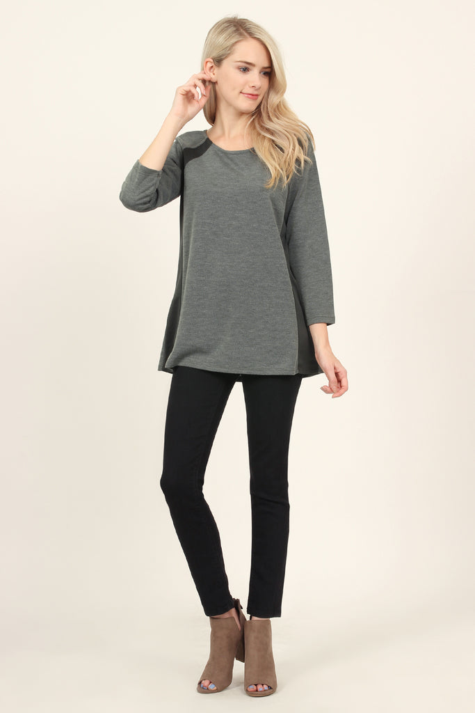 Side Accented Round Neck Classic Top