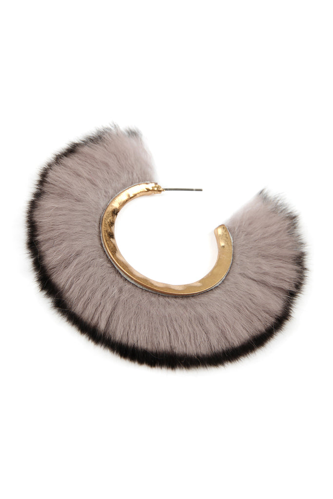 ME7502 - FAUX FUR POST HOOP EARRINGS