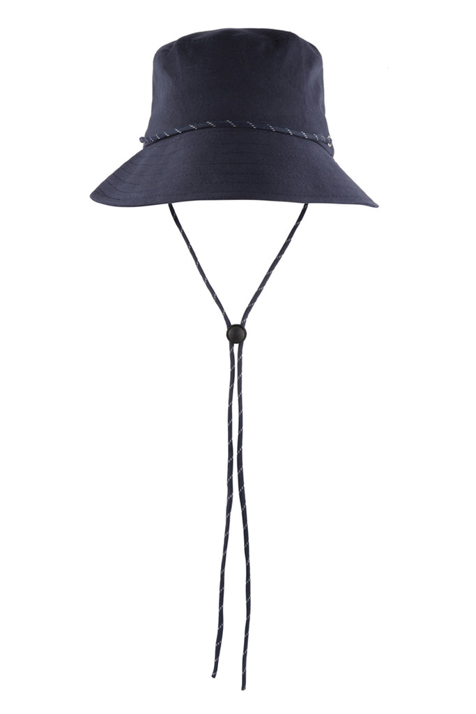 BUCKET HAT WITH SLIDER STRAP