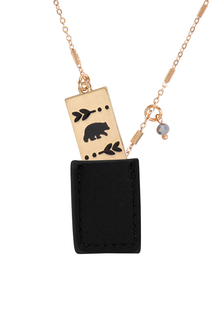 MYN1432 - BEAR ENGRAVED PLATE POCKET NECKLACE
