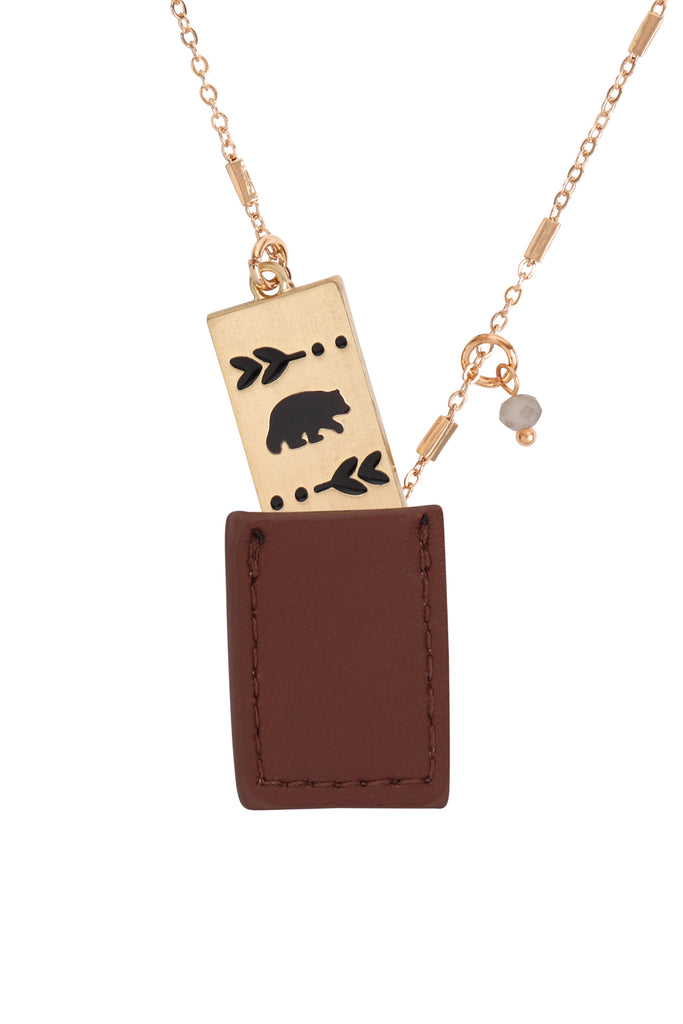 MYN1432 - BEAR ENGRAVED PLATE POCKET NECKLACE