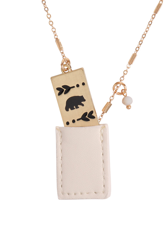 MYN1432 - BEAR ENGRAVED PLATE POCKET NECKLACE