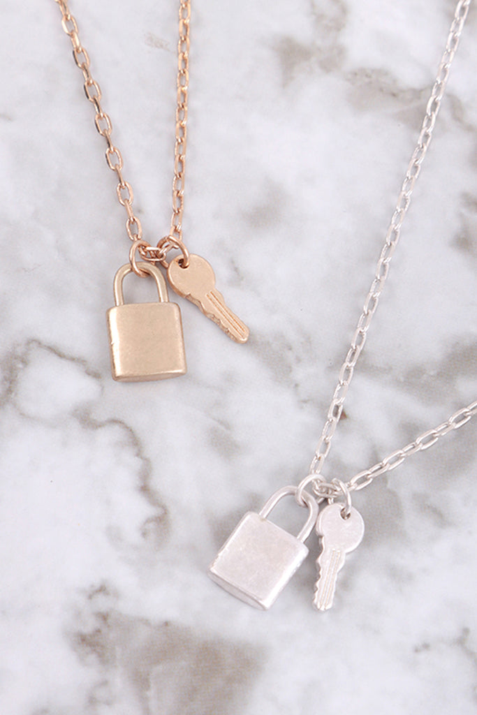 LOCK & KEY PENDANT BRASS NECKLACE