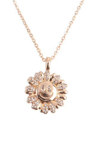 PEARL CLOVER PENDANT NECKLACE