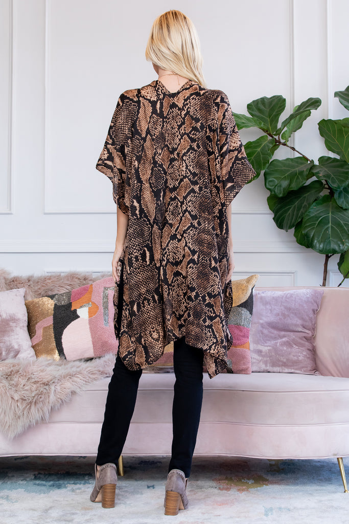 PN222X075 - SNAKE SKIN KNEE LENGTH KIMONO