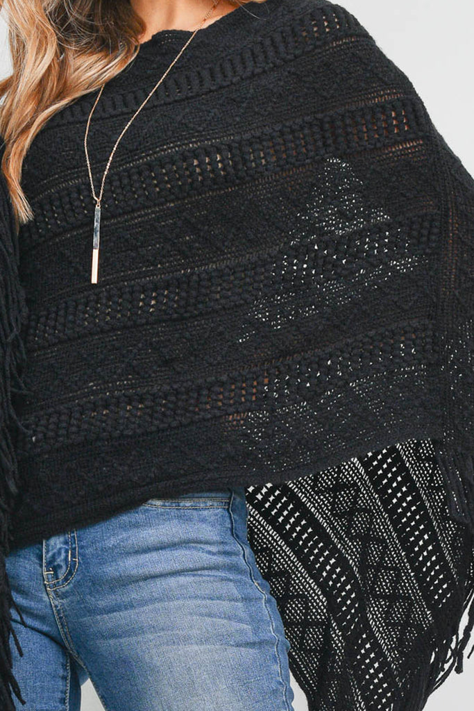 PN397X002G - BLACK KNITTED PATTERN FRINGE PONCHO
