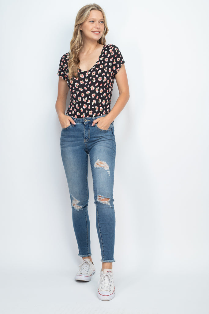 Floral Print Round Neck Bodysuit