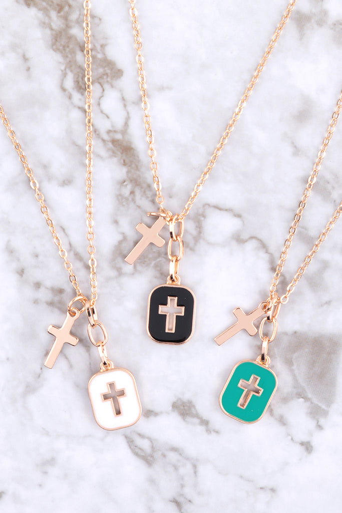 CROSS FRAME CLUSTER PENDANT SHORT NECKLACE