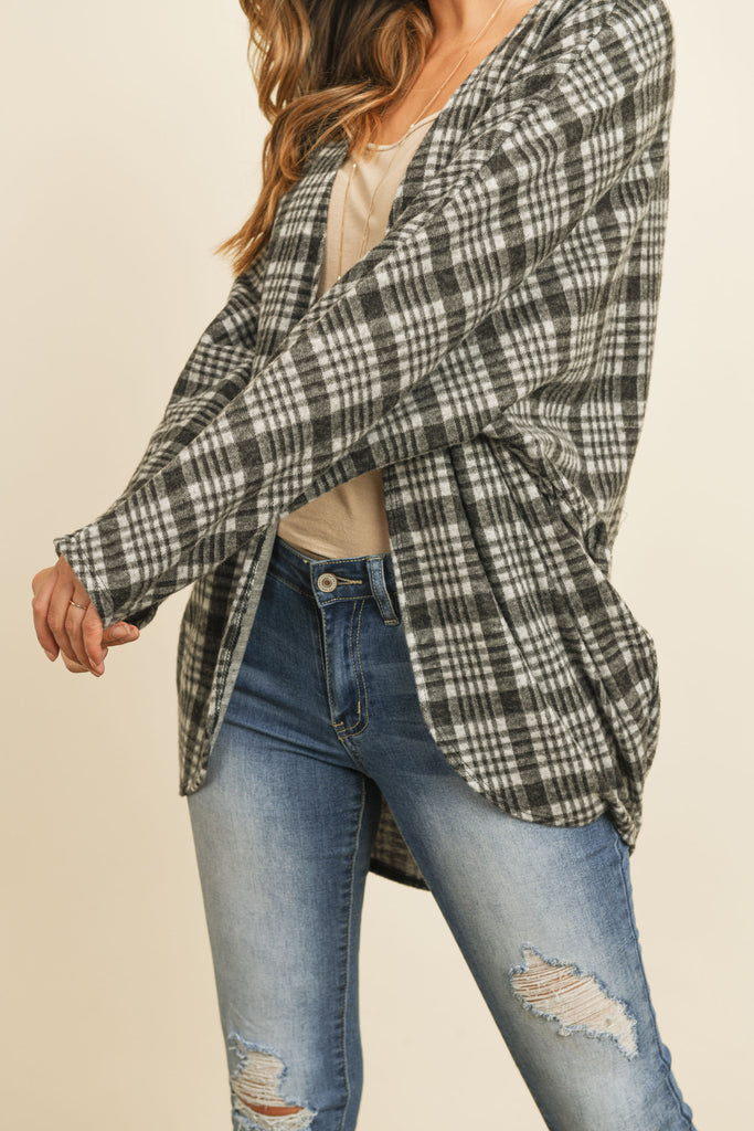 Plaid Round Hem Pocket Open Cardigan