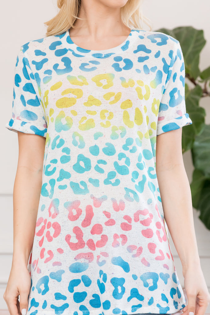 Lightweight Leopard Swing Top