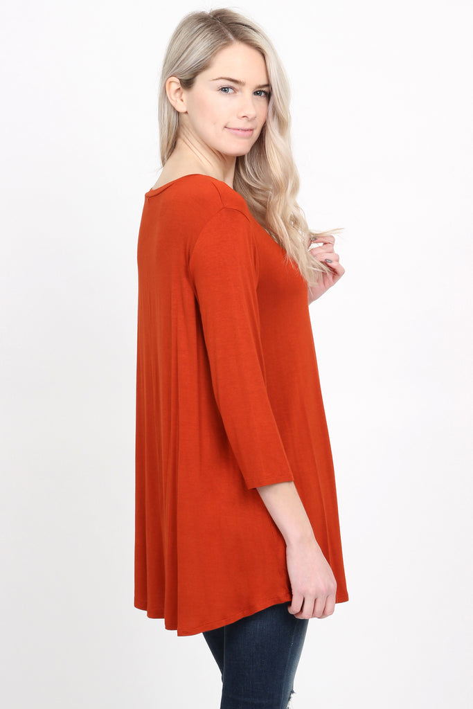 Premium 3/4 Sleeve Dolphin Hem Top
