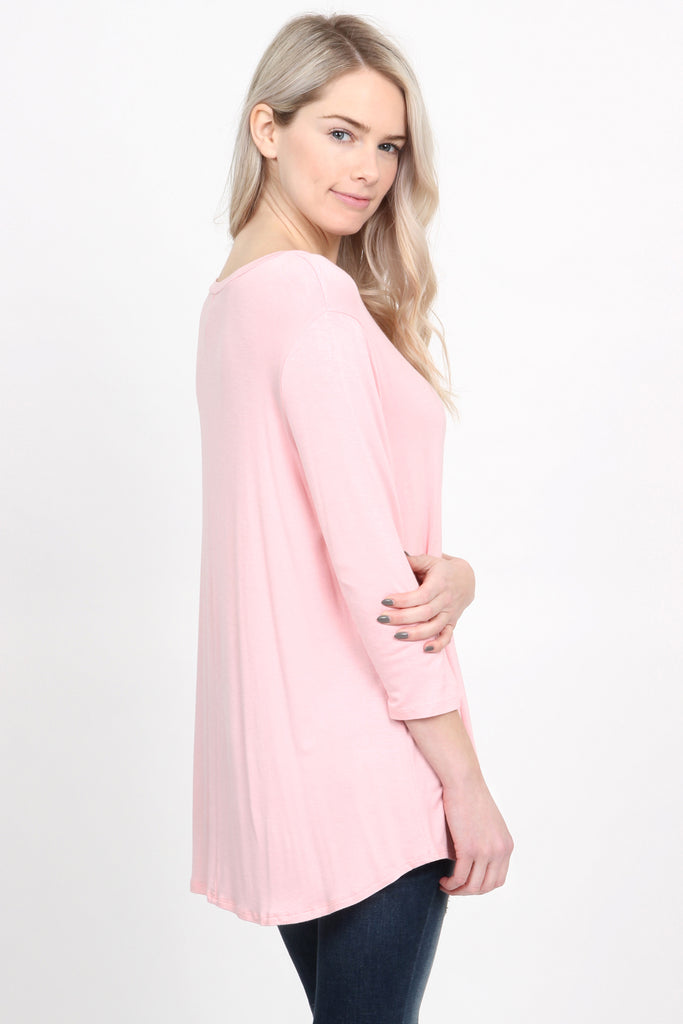 Premium 3/4 Sleeve Dolphin Hem Top