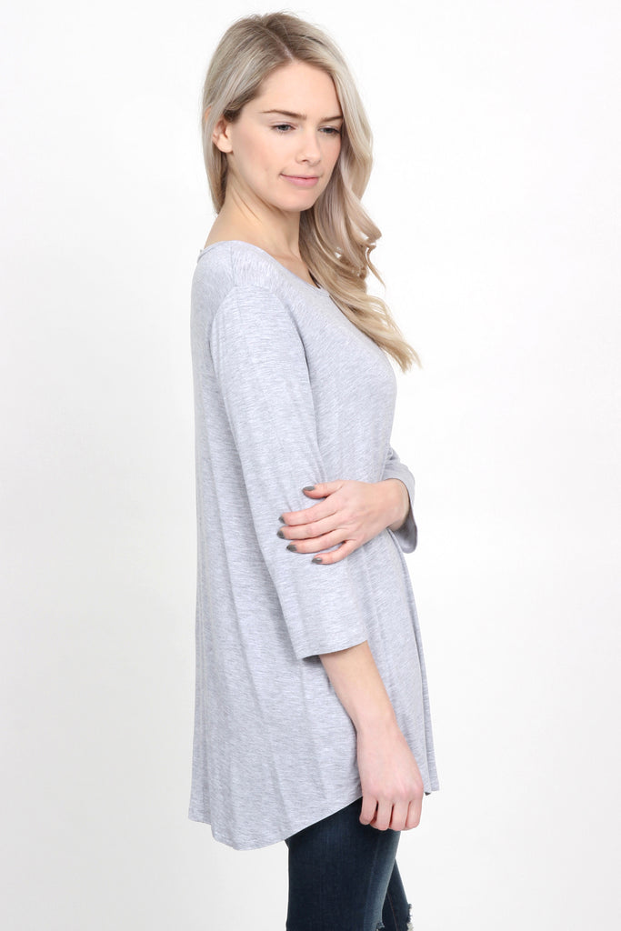 Premium 3/4 Sleeve Dolphin Hem Top