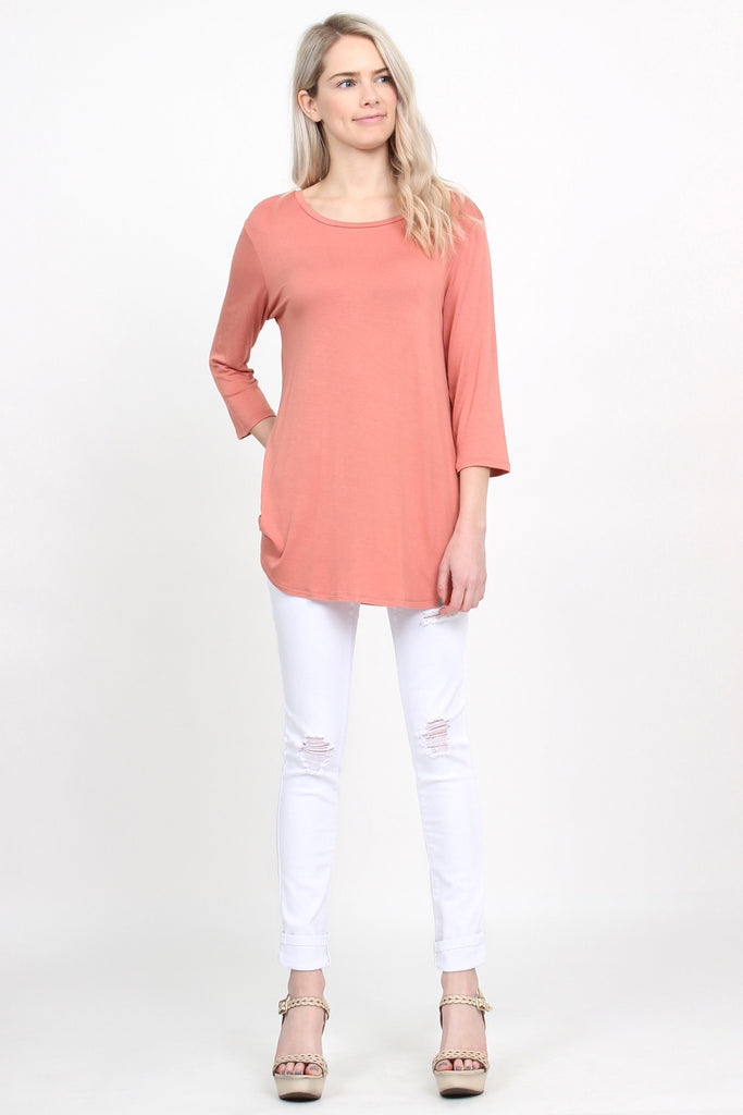 Premium 3/4 Sleeve Dolphin Hem Top