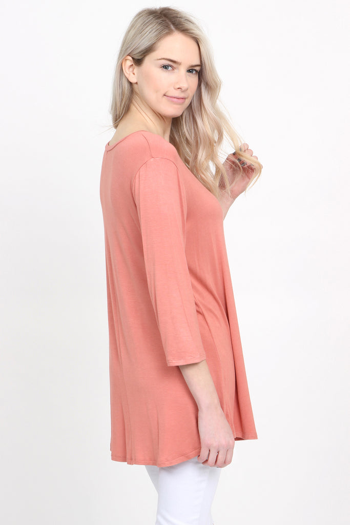 Premium 3/4 Sleeve Dolphin Hem Top