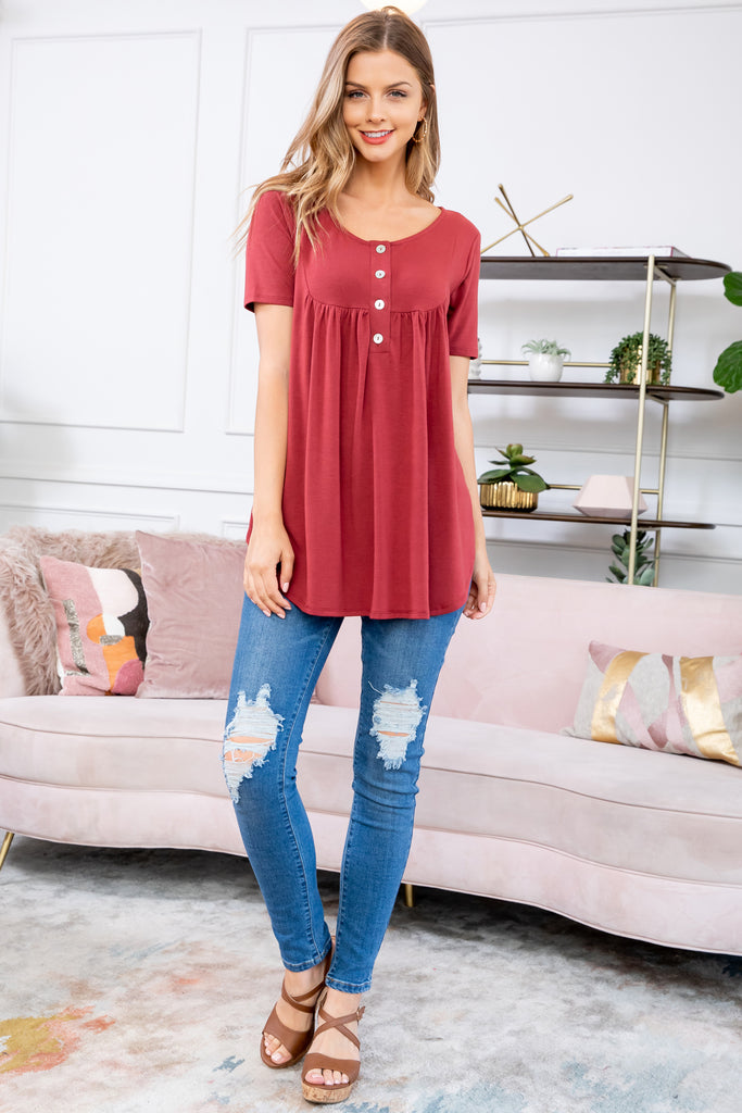 Short Sleeve Dolphin Hem Shell Button Top