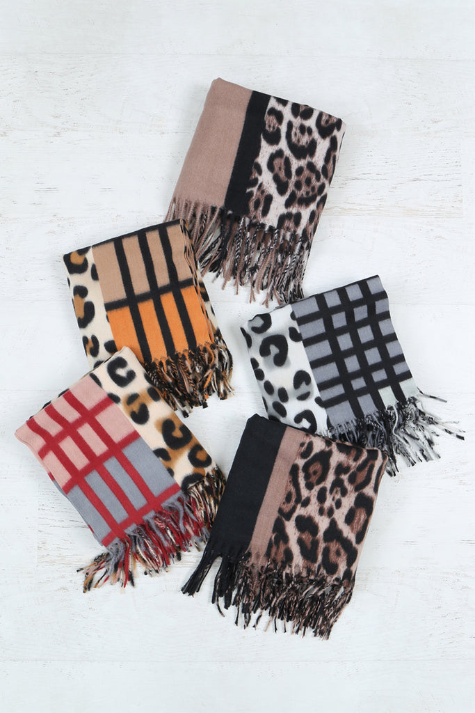 S5020 - LEOPARD PRINT DUAL DESIGN FRINGE WOMEN'S SCARF