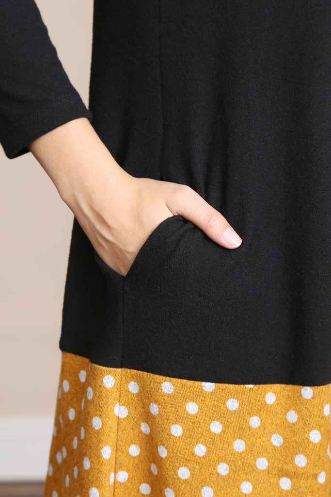 Polka Dot Contrast Pocket Dress
