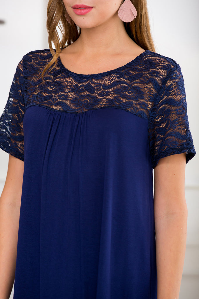 Short Sleeve Pleated Lace Detail Dress