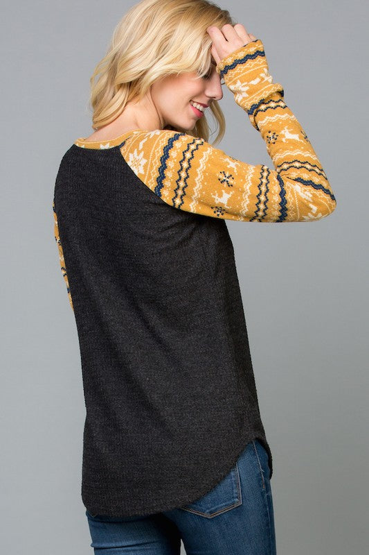Reindeer Print Raglan Sleeves Top