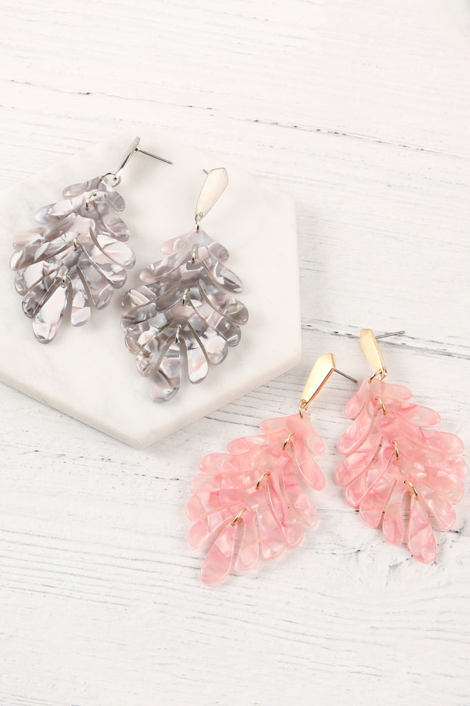 CAST RESIN LEAF DROP EARRINGS